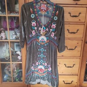 Johnny Was Multicolor Embroidered Floral Design